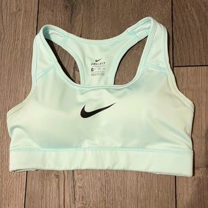 mint green nike sports bra